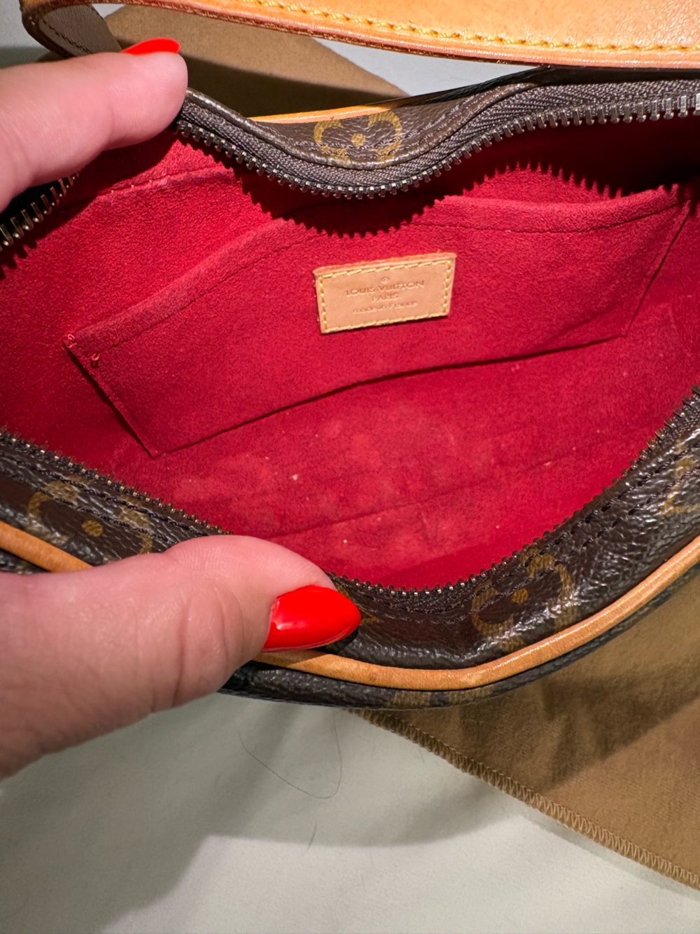 Authentic Louis Vuitton Croissant Bag PM - Picture 7 of 9